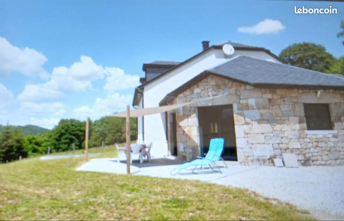Maison 5 pièces 116 m² · à Albaret-le-Comtal · 116 m² · 235 000 €