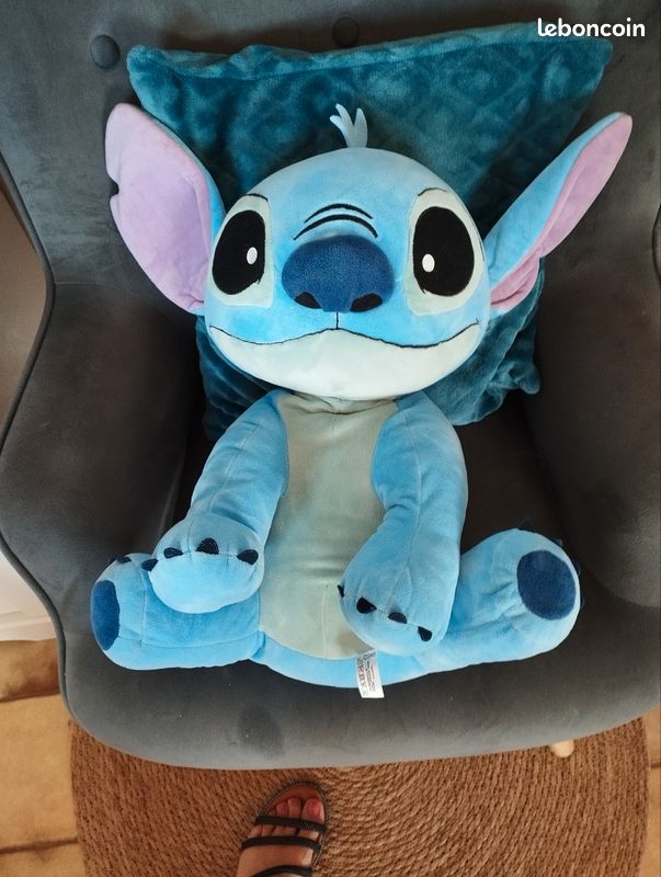 Peluche stitch (image 1)
