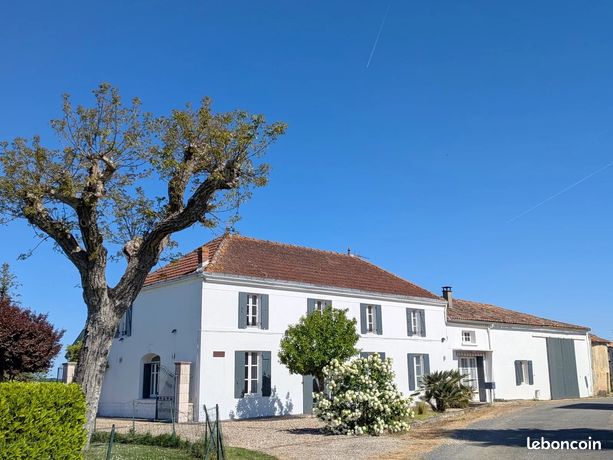 Maison 12 pièces 274 m²