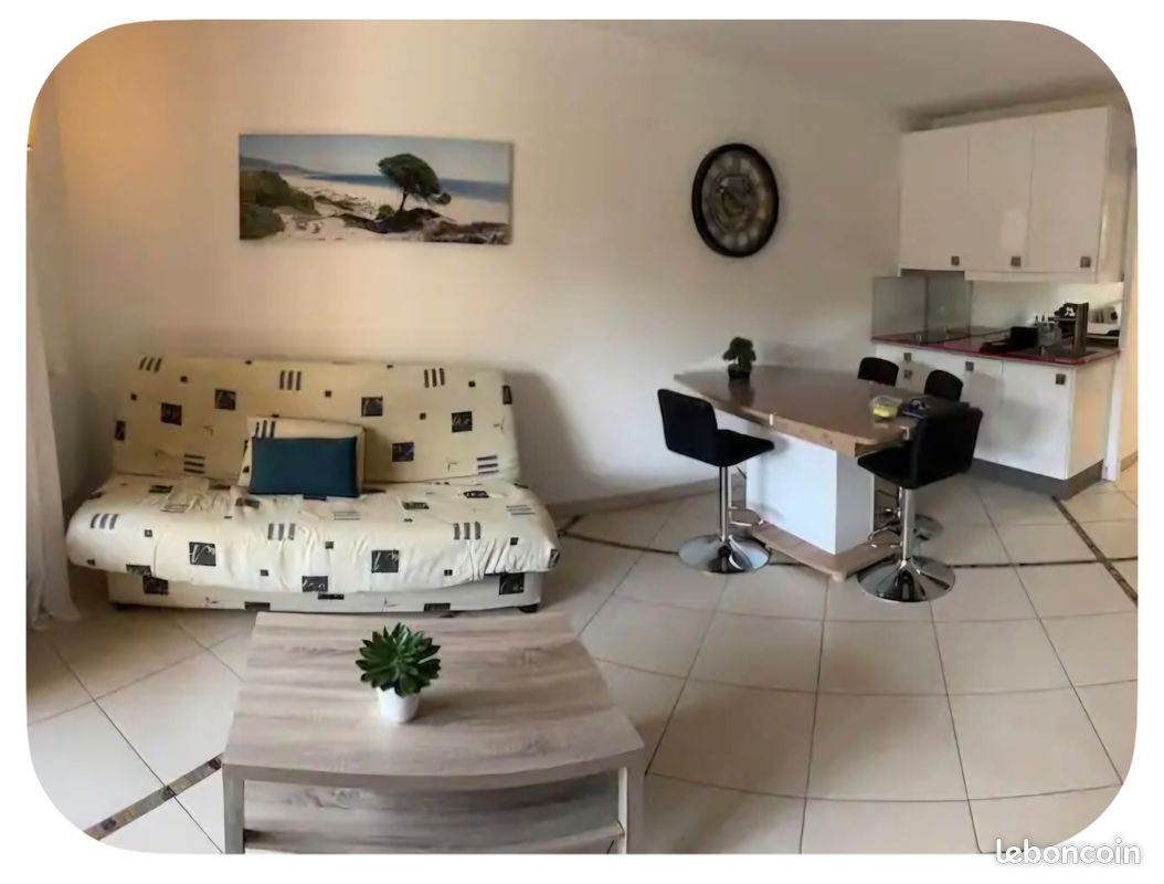 Appartement 1 pièce 35 m² · à Saint-Raphaël · 35 m² · 600 €
