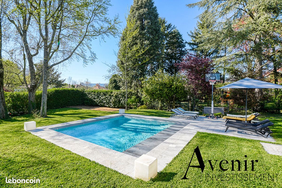 Maison 7 pièces 250 m² · à Limonest · 250 m² · 1 250 000 €