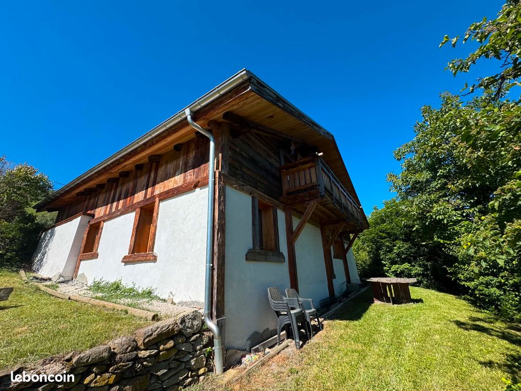 Maison 6 pièces 164 m² · à Domancy · 164 m² · 847 000 €