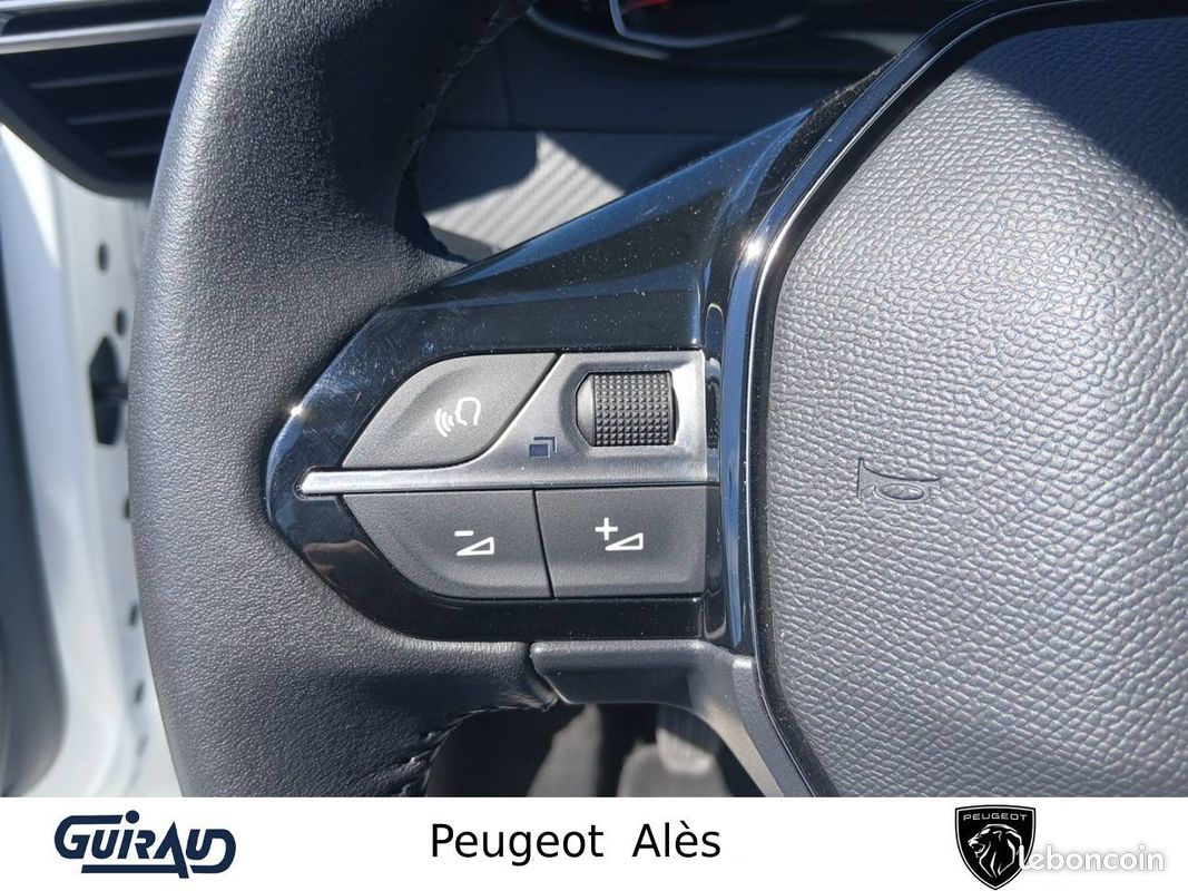 PEUGEOT 208 PureTech 75 S&S BVM5 Active (image 21)