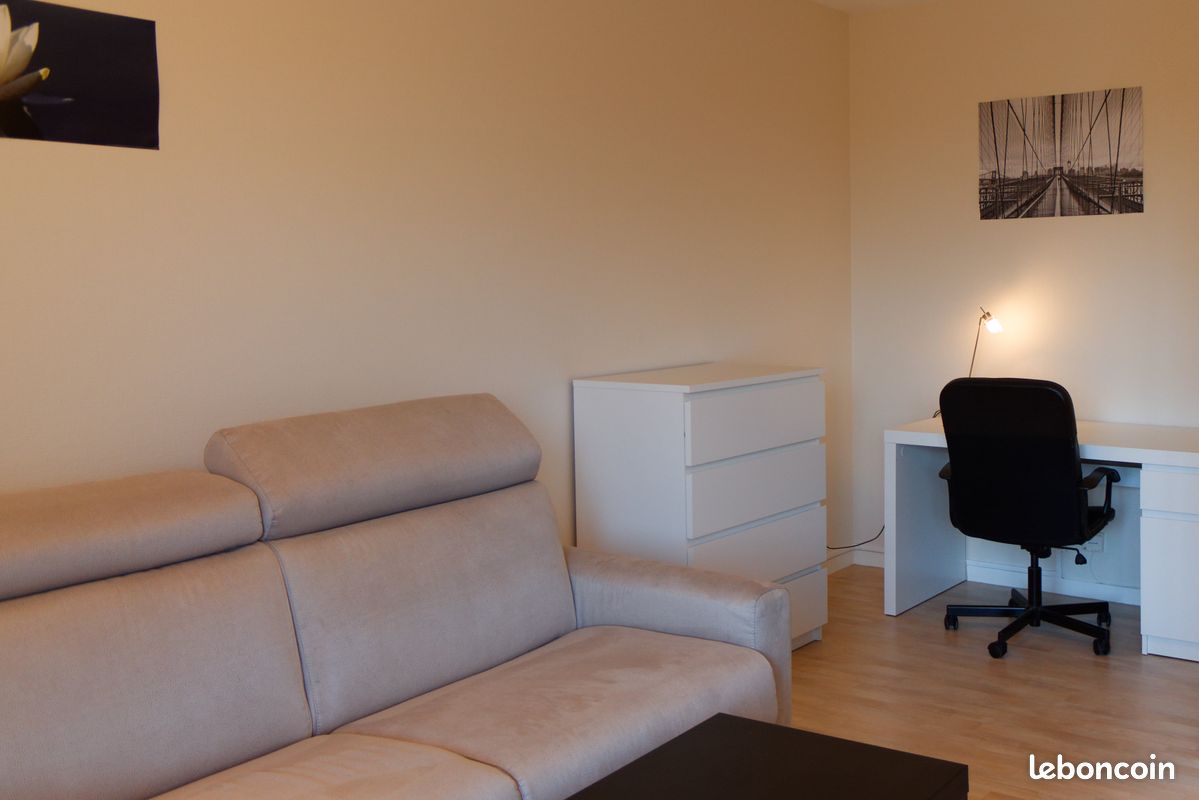 Appartement 1 pièce 30 m² · à Montigny-le-Bretonneux · 30 m² · 175 000 €