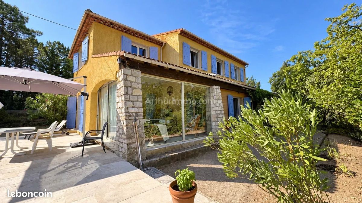 Maison 6 pièces 218 m² · à Vidauban · 218 m² · 624 000 €