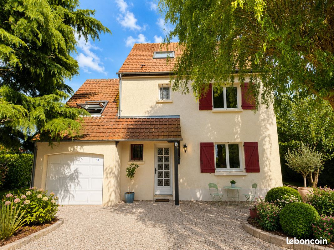 Maison 7 pièces 117 m² · à Grisy-les-Plâtres · 117 m² · 312 000 €