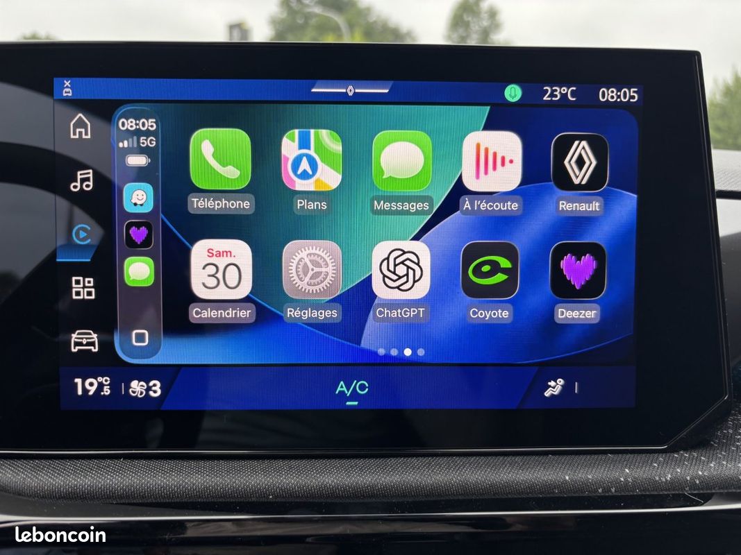 Renault Clio (6) techno full hybrid E-Tech 160 ch (image 25)