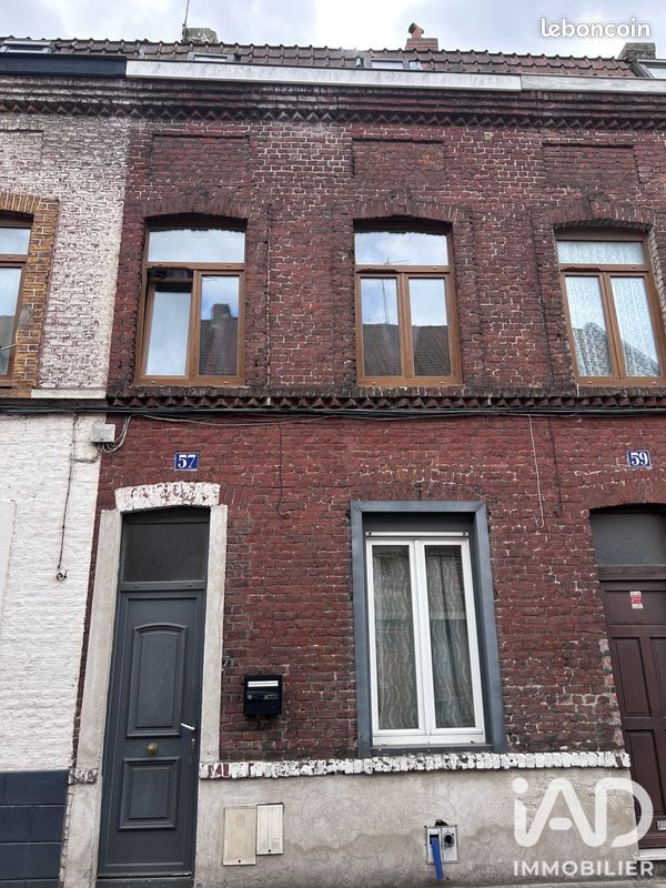 Maison 5 pièces 101 m² · à Roubaix · 101 m² · 98 000 €