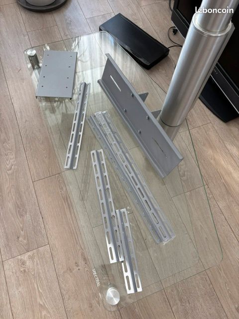 Meuble TV Spectral Vitres transparentes pieds silver (image 6)