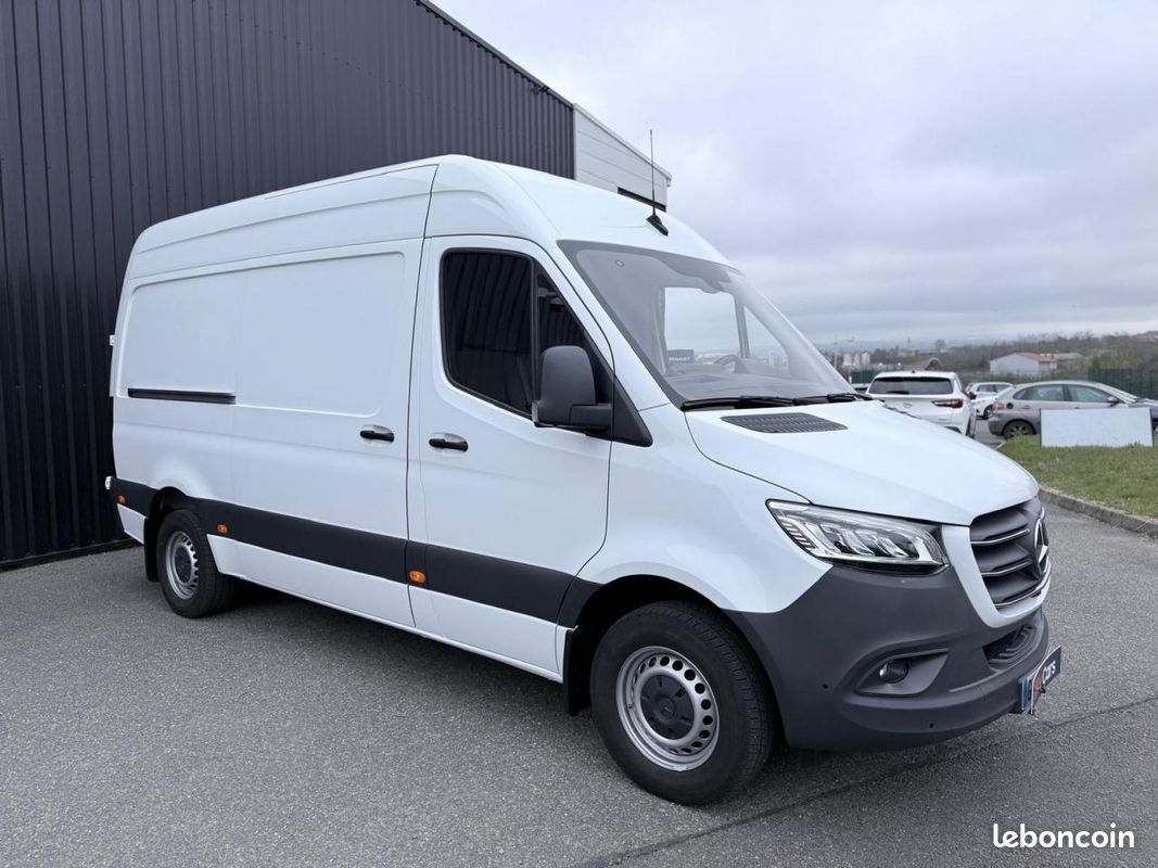 Mercedes sprinter fourgon 37s 3.0 319 cdi 190 3t5 attelage/camera ...