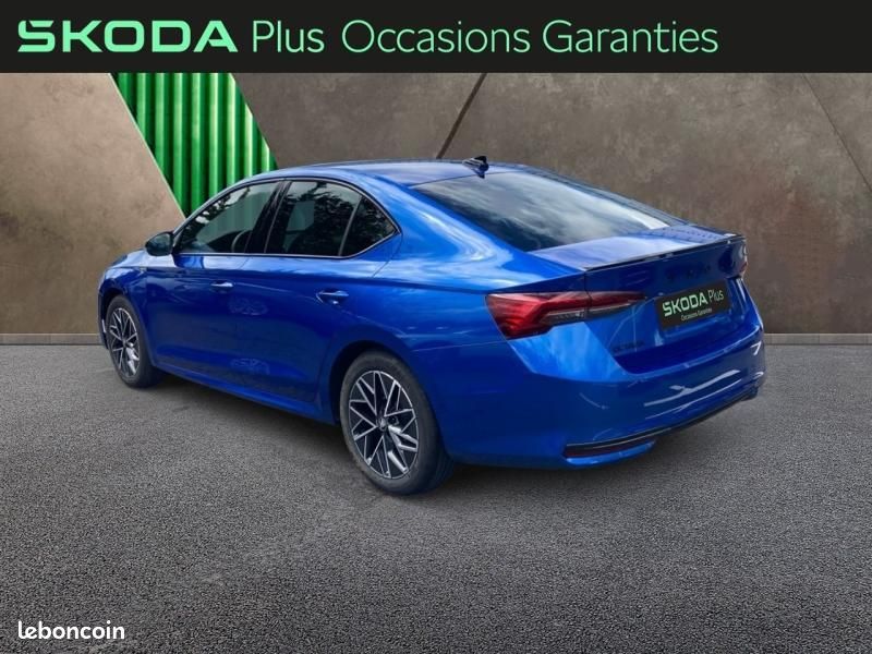 Skoda Octavia 2.0 TDI SCR 150ch Sportline DSG7 (image 5)