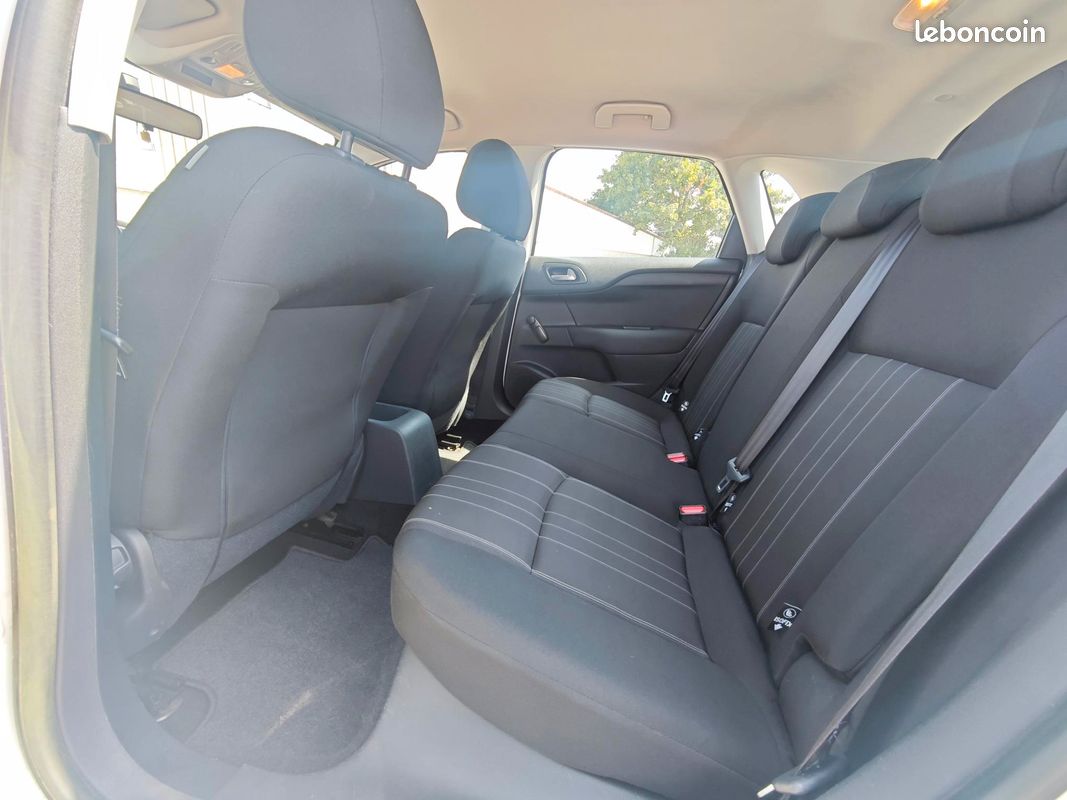Citroën C4 1.4L VTi 95CH Attraction - Régulateur - Climatisation - Garantie 🛡️ (image 12)