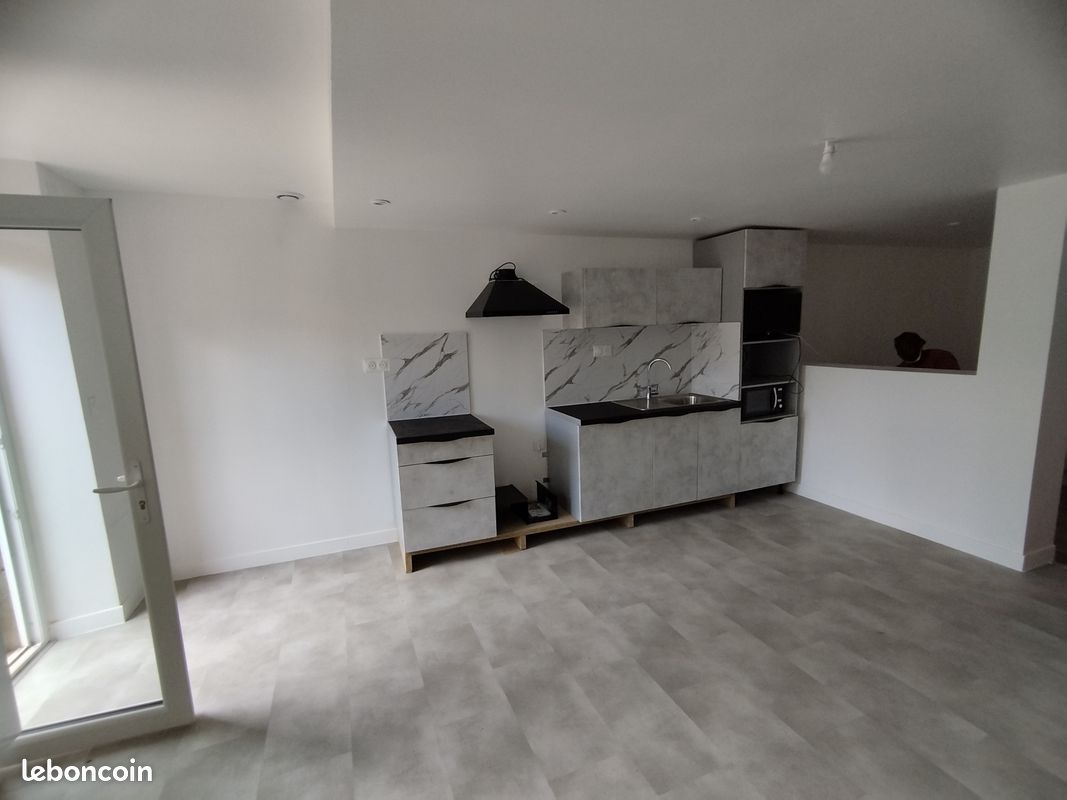 Appartement 3 pièces 58 m² · à Mauges-sur-Loire · 58 m² · 570 €/mois