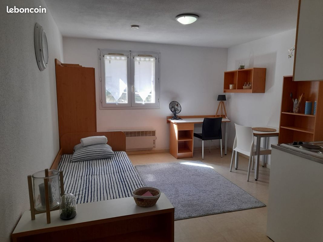 Appartement 1 pièce 18 m² · à Grenoble · 18 m² · 450 €