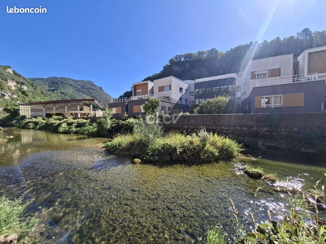 Maison 4 pièces 90 m² · à Saint-Rambert-en-Bugey · 90 m² · 55 000 €