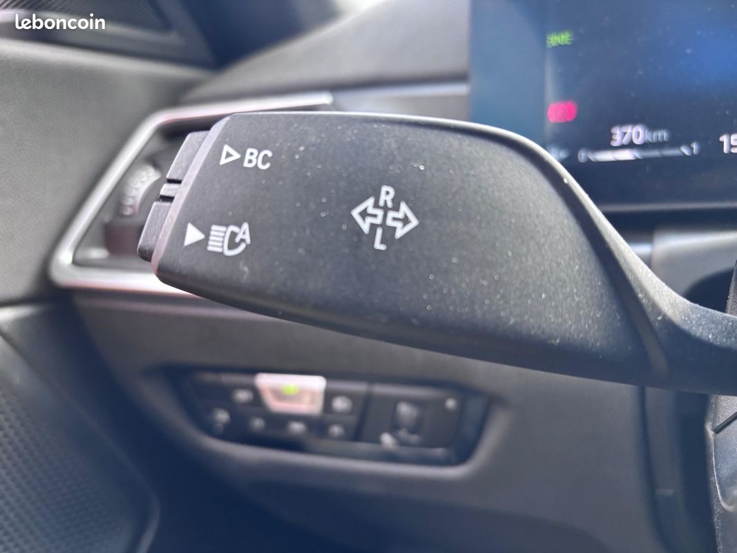 BMW SERIE 2 COUPE G42 218i 156 ch BVA8 M Sport (image 18)