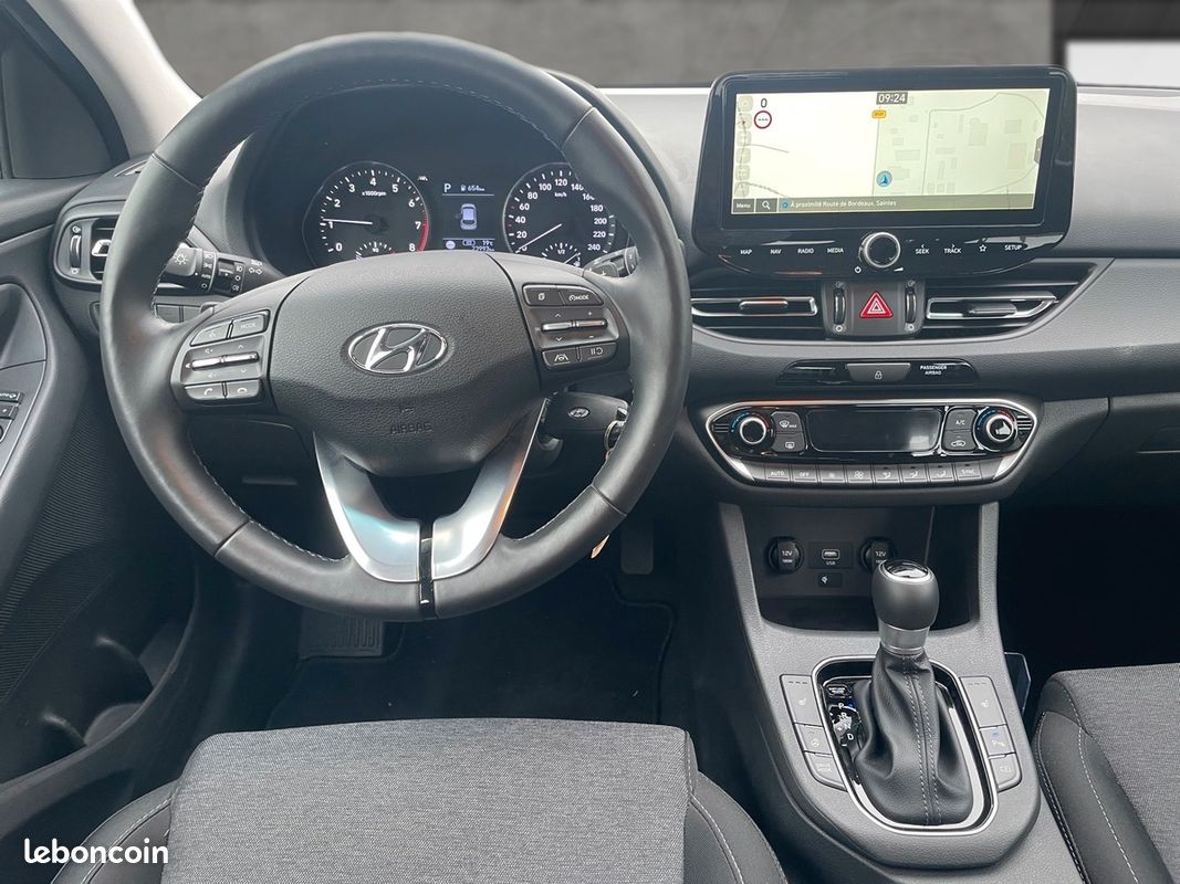 Hyundai i30 T-GDI 120 HYBRIDE 48V CREATIVE BVA (image 12)