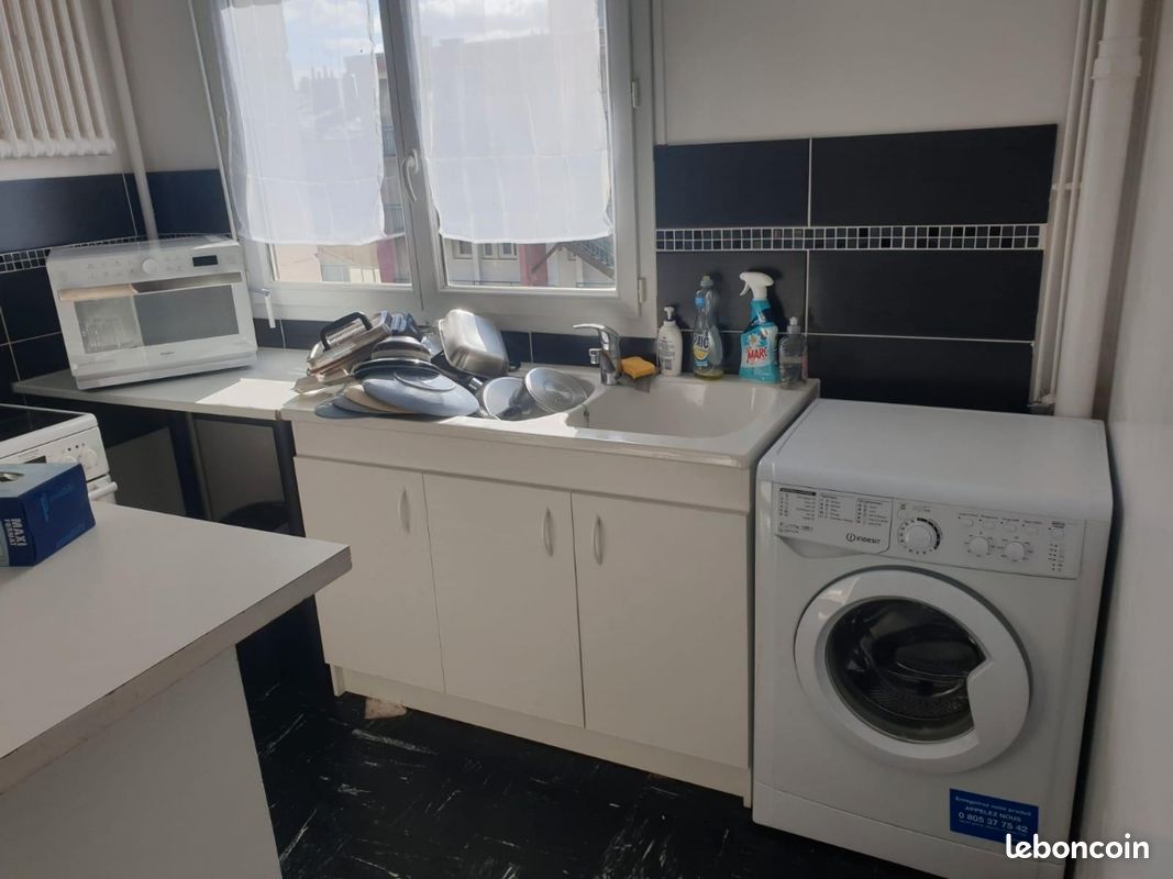 Appartement 1 pièce 32 m² · à Châteauroux · 32 m² · 525 €