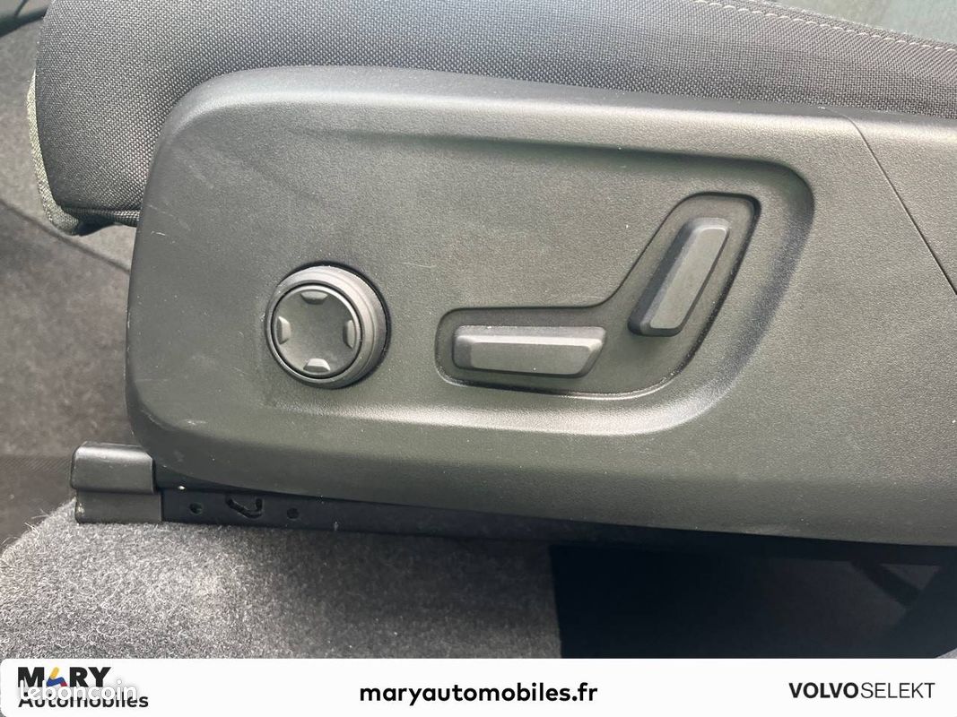 VOLVO XC40 B3 163 ch DCT7 Plus (image 16)
