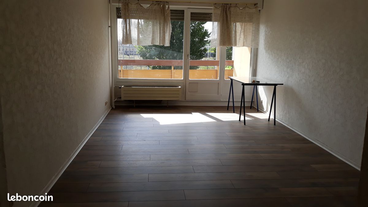 Appartement 1 pièce 30 m² · à Belfort · 30 m² · 348 €