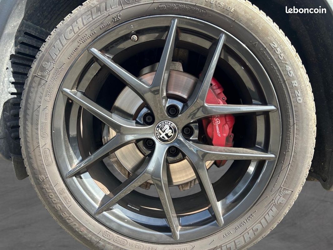 ALFA ROMEO STELVIO 2.0T 280 TURISMO Q4 AT 280Ch Garantie 12 mois 99700 kms (image 16)