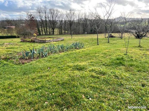 Terrain 1 300 m² Saint Cyr La Roche
