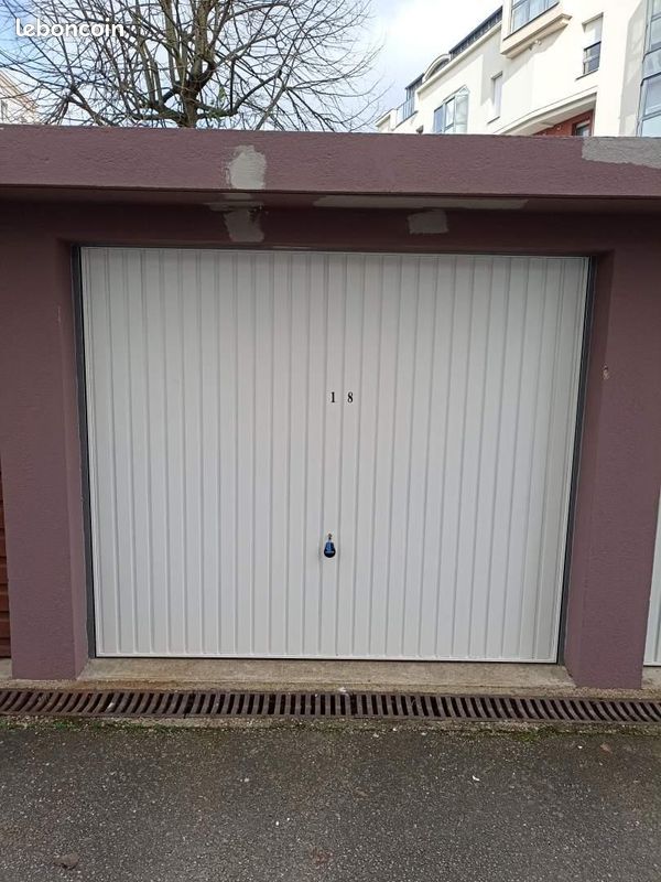 Parking 1 pièce 13 m² · à Rennes · 13 m² · 75 €/mois