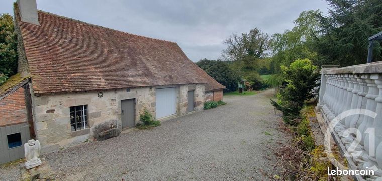 Maison 9 pièces 240 m²