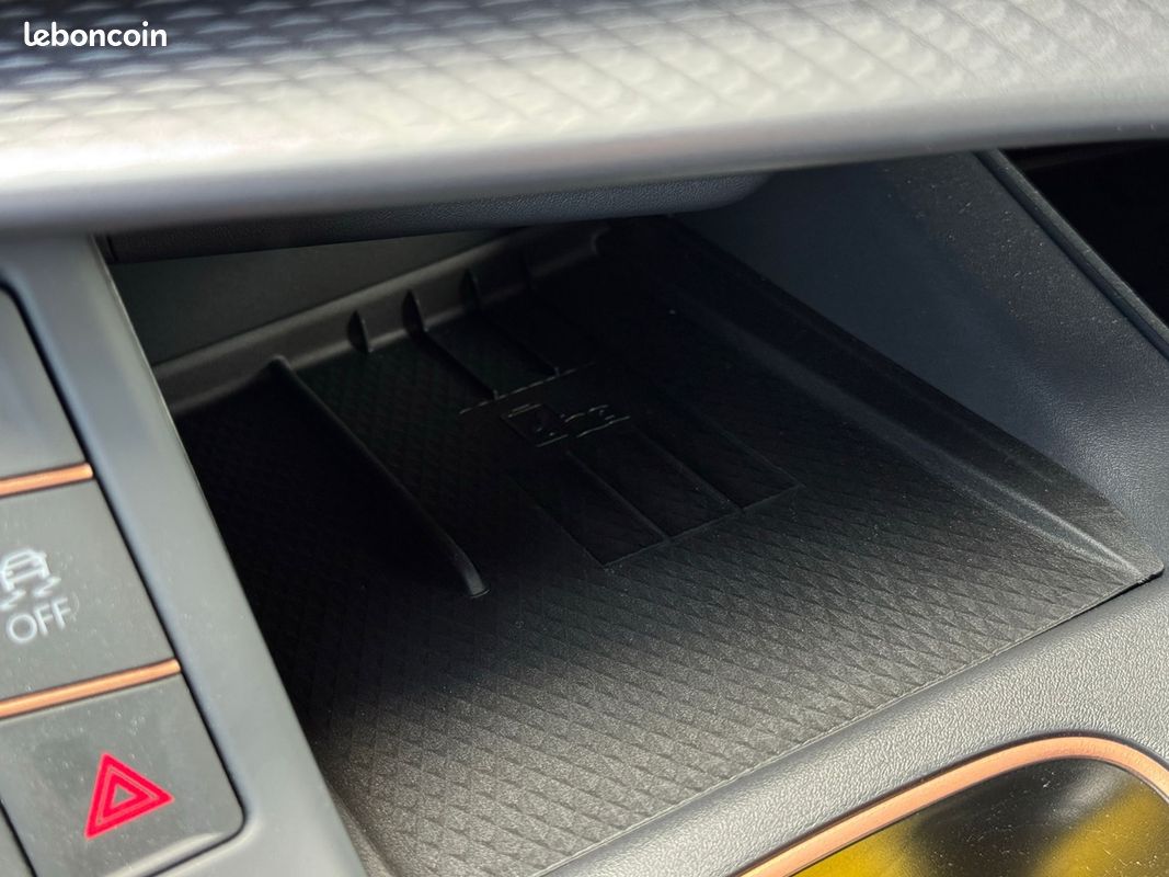 Cupra TERRAMAR 1.5 ETSI HYBRID 150CH V DSG7 (image 17)
