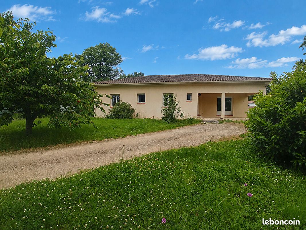 Maison 4 pièces 110 m² · à Caussade · 110 m² · 232 000 €