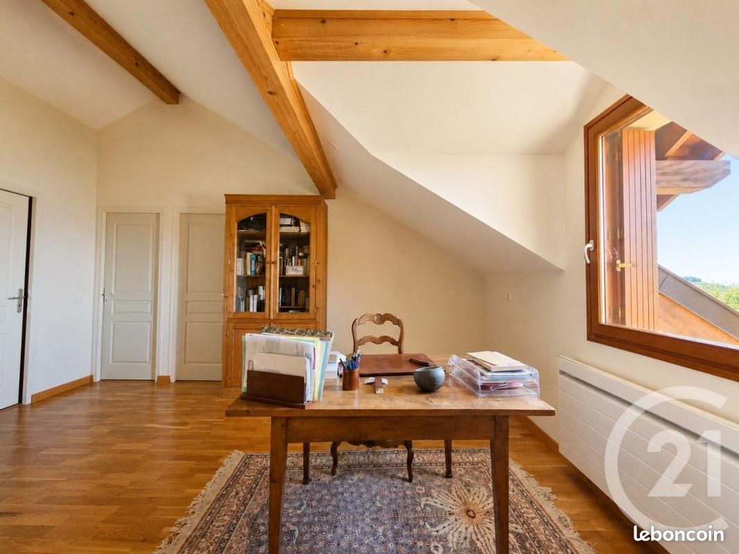 Maison 8 pièces 243 m² (image 9)