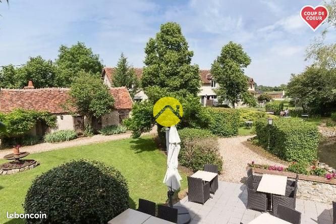 Maison 22 pièces 785 m²
