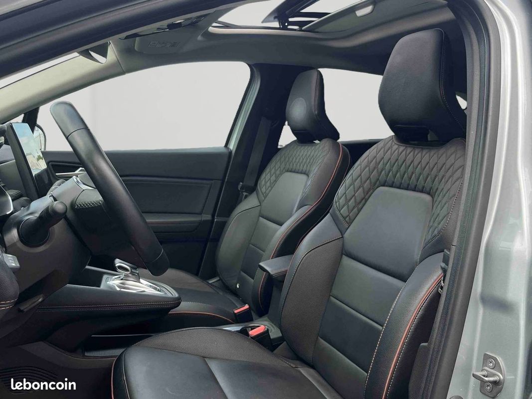 RENAULT Captur E-Tech full hybrid 145 Iconic (image 16)