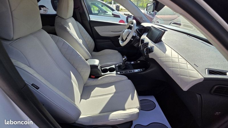 Ds DS 3 CROSSBACK 1.2 TURBO 100CH SO CHIC (image 14)