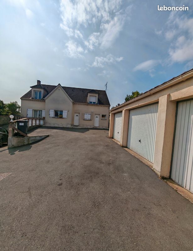 Appartement 2 pièces 48 m² · à La Ville-du-Bois · 48 m² · 950 €/mois