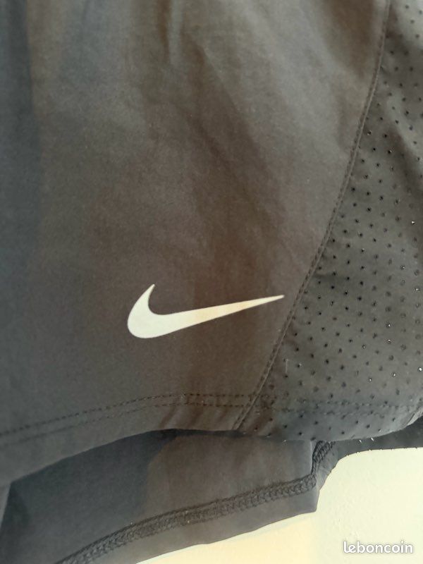 Short Nike XS (image 3)