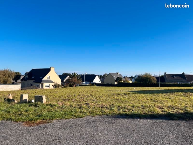 Terrain 580 m² · à Ploudalmézeau · 109 476 €