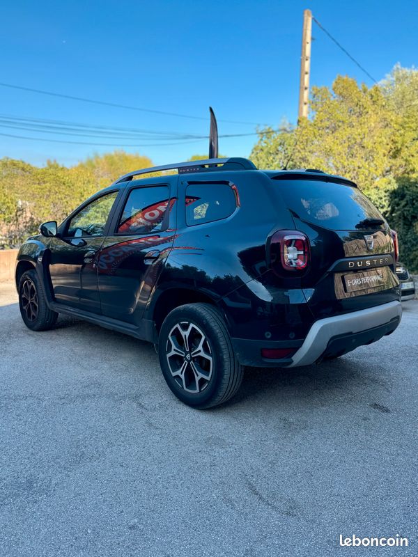 Dacia Duster 1.5 BlueDCi 110ch Prestige 4x2 5p (CAMÉRA 360° / RADARS 360° / ÉCRAN GPS / CLIM AUTO / RÉGULATEUR DE VITESSE) (image 4)