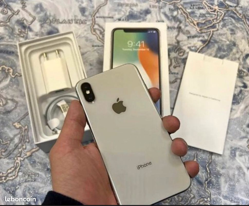 IPhone X + ACCESSOIRES 👀 (image 1)