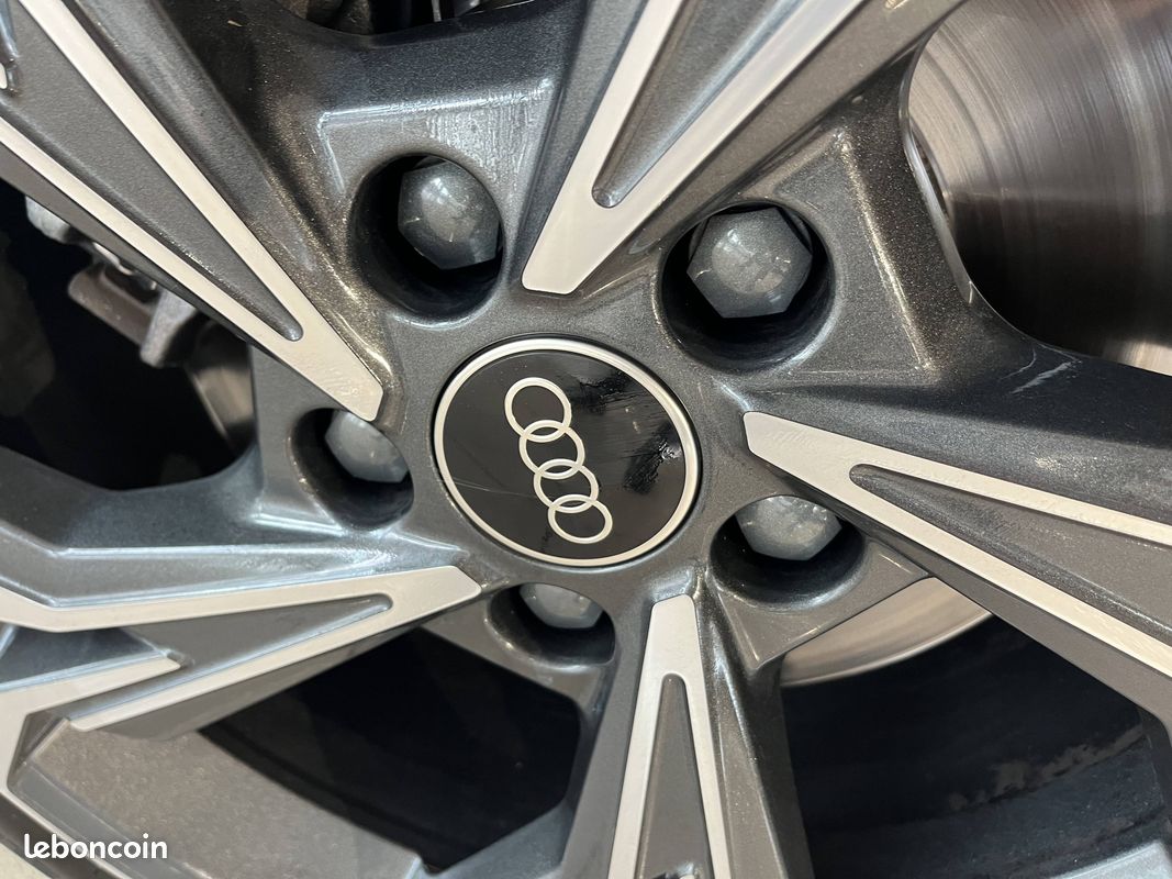 AUDI A3 Sportback 40 TDI 200 S tronic 7 Quattro S Line (image 35)