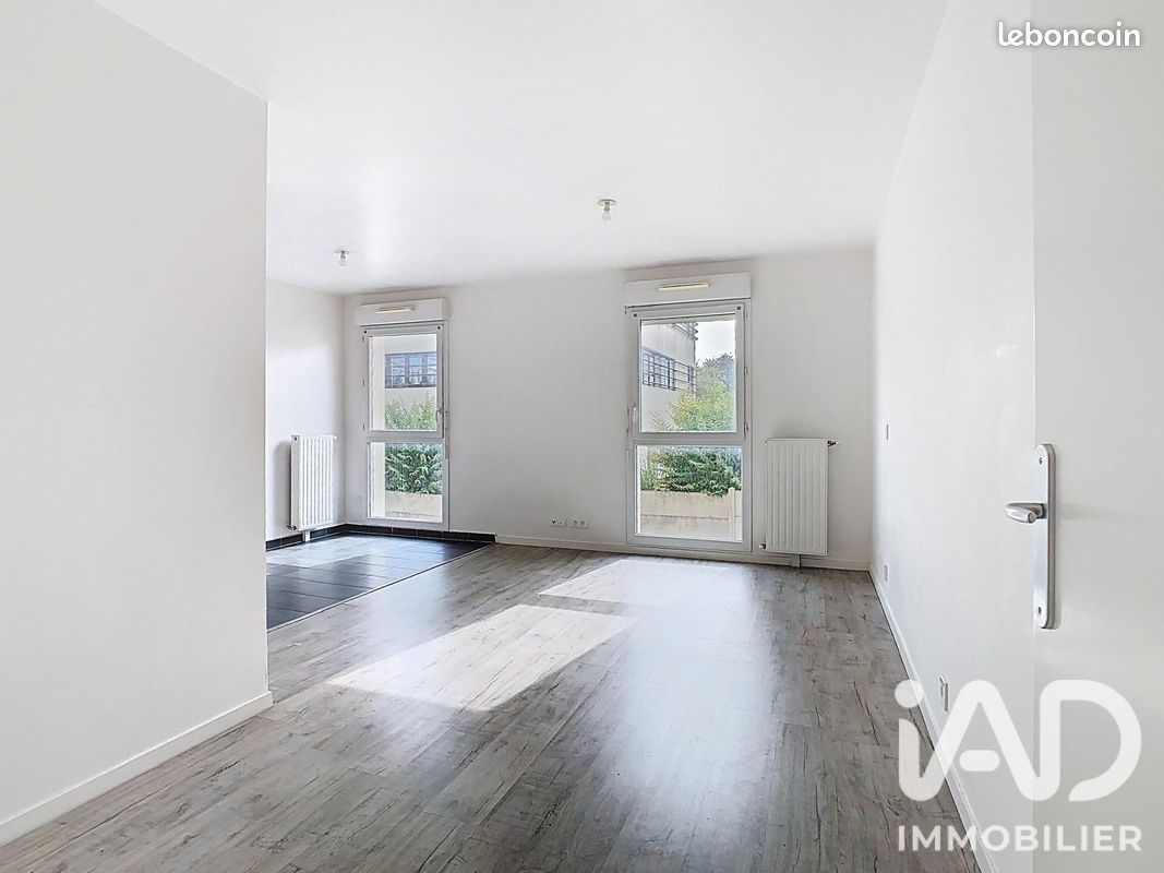 Appartement 1 pièce 33 m² · à Brie-Comte-Robert · 33 m² · 136 000 €