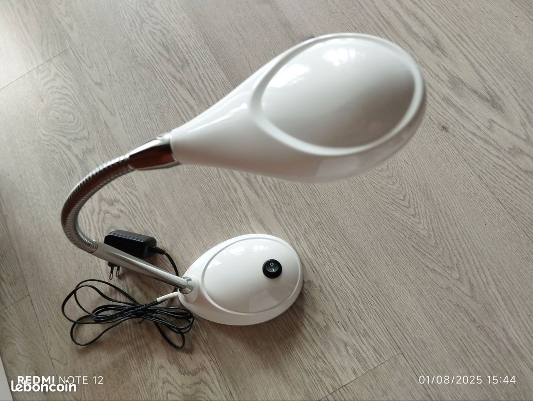 Lampe de bureau (image 6)