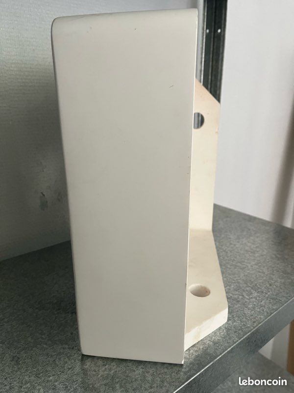 Lave-mains vasque d’angle 30x30 FANCY résine blanc marque Cosmic (image 3)