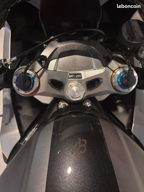 Triumph SPEED TRIPLE 1200 RR EDITION BREITLING (image 6)