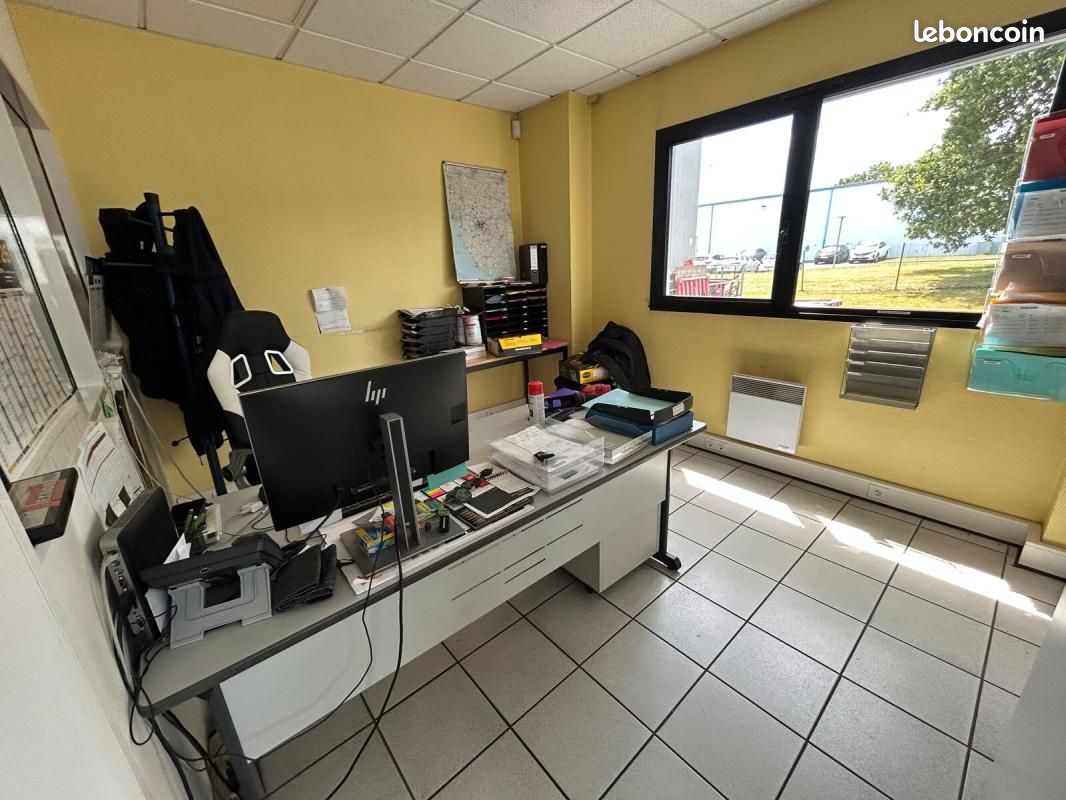 Local d'activité 1 348 m² (image 7)