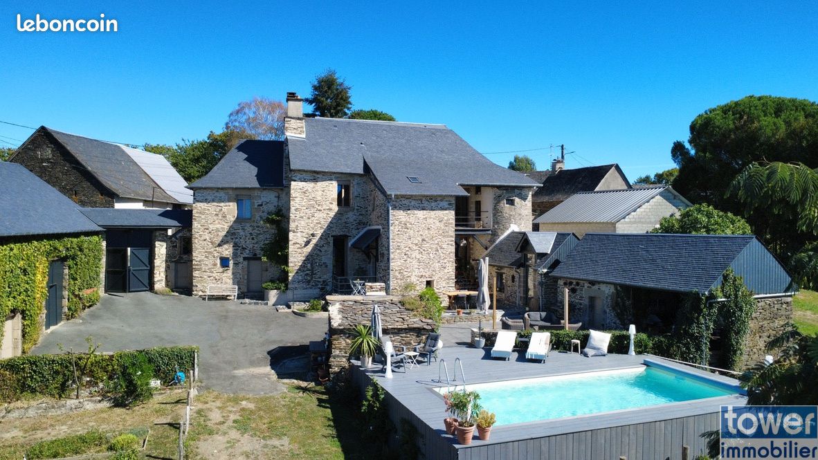 Maison 8 pièces 182 m² · à Donzenac · 182 m² · 850 000 €