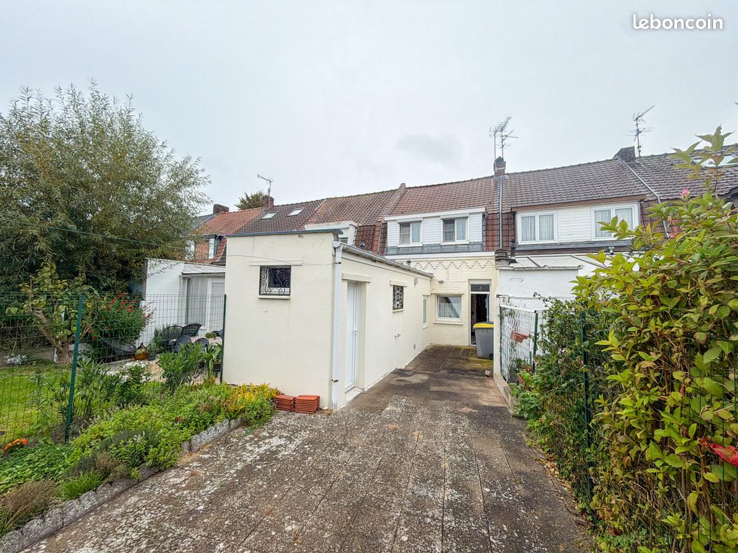 Maison 4 pièces 73 m² · à Lys-lez-Lannoy · 73 m² · 144 000 €