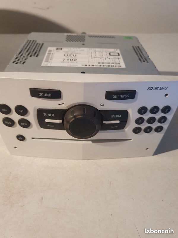 Autoradio Opel Corsa (image 1)