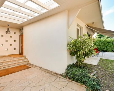 Maison 995 000 € - 157 m²