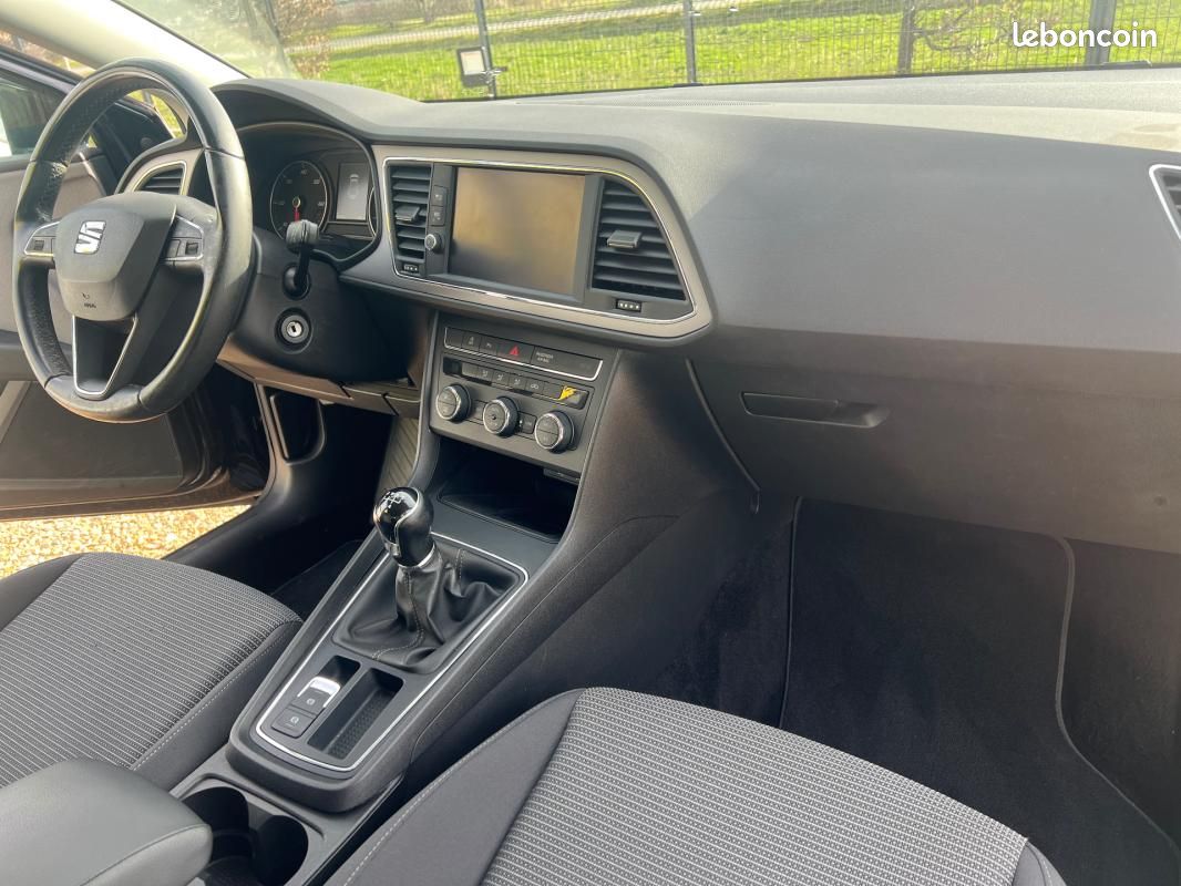 Seat Leon BUSINESS 1.6 TDI 115 Start/Stop BVM5 Style (image 11)